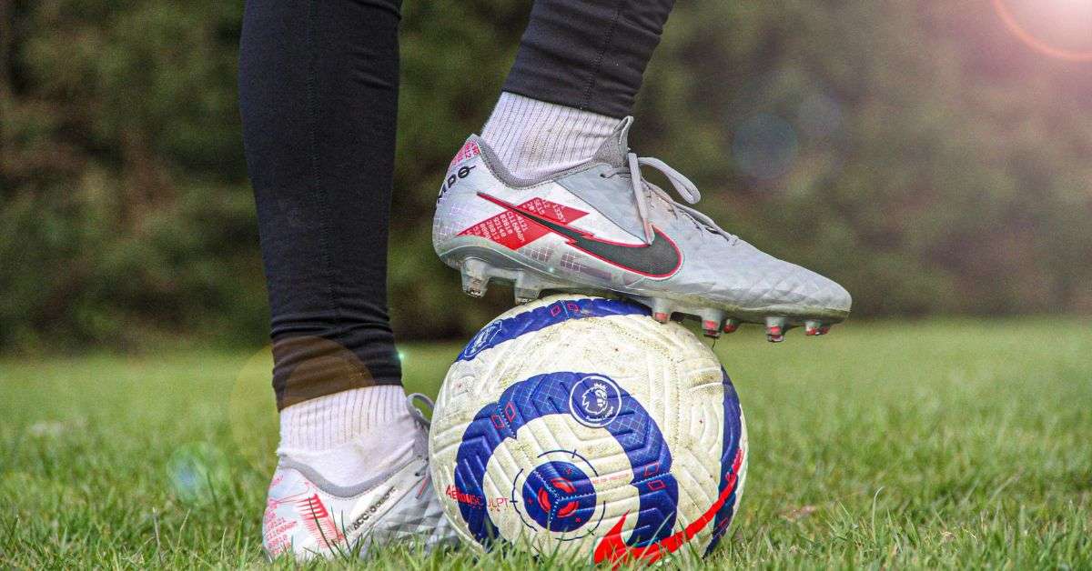 Which Soccer Cleats Are Best For Wide Feet players